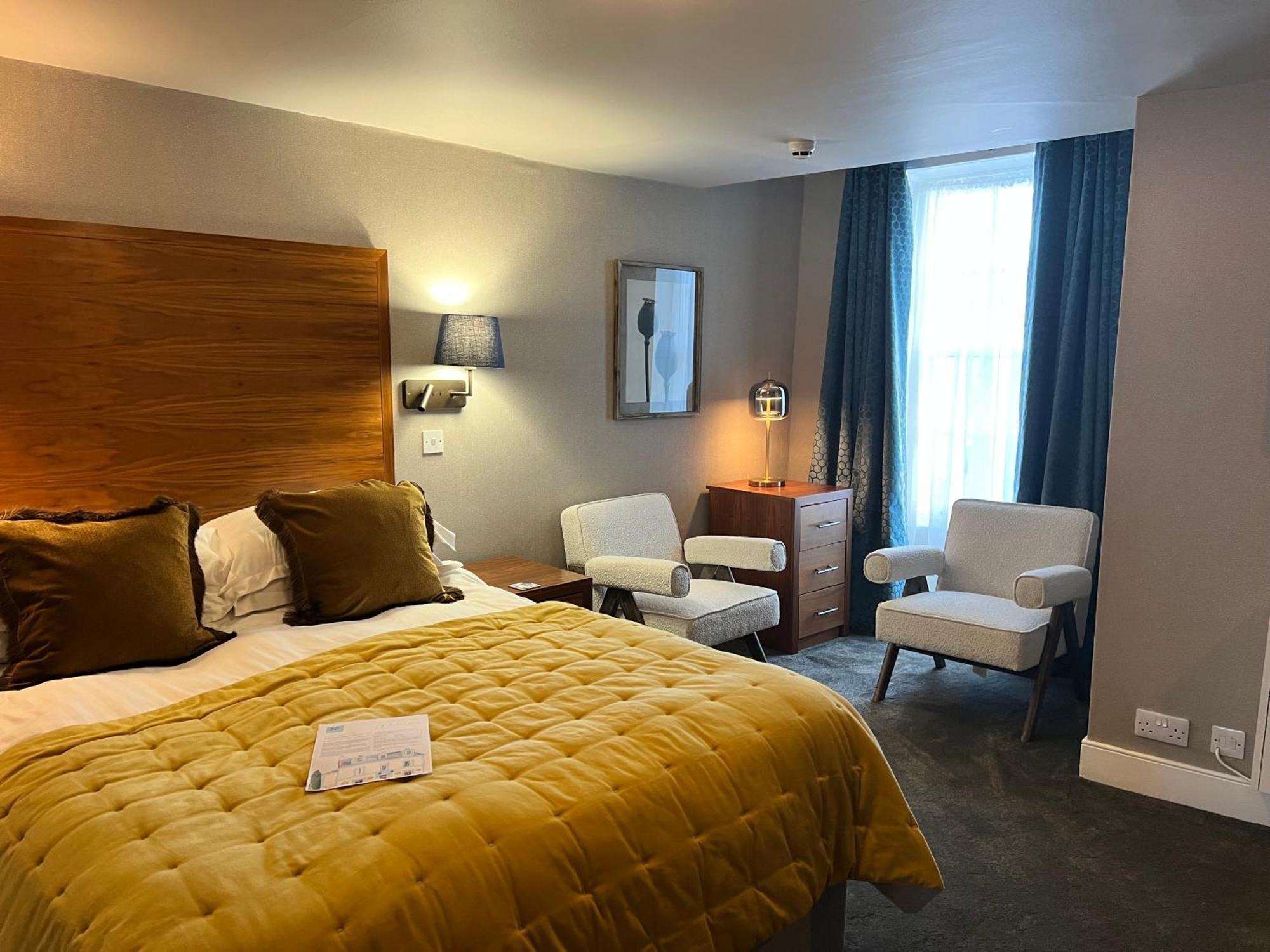 Selkirk Arms Hotel Къркъдбрайт Екстериор снимка
