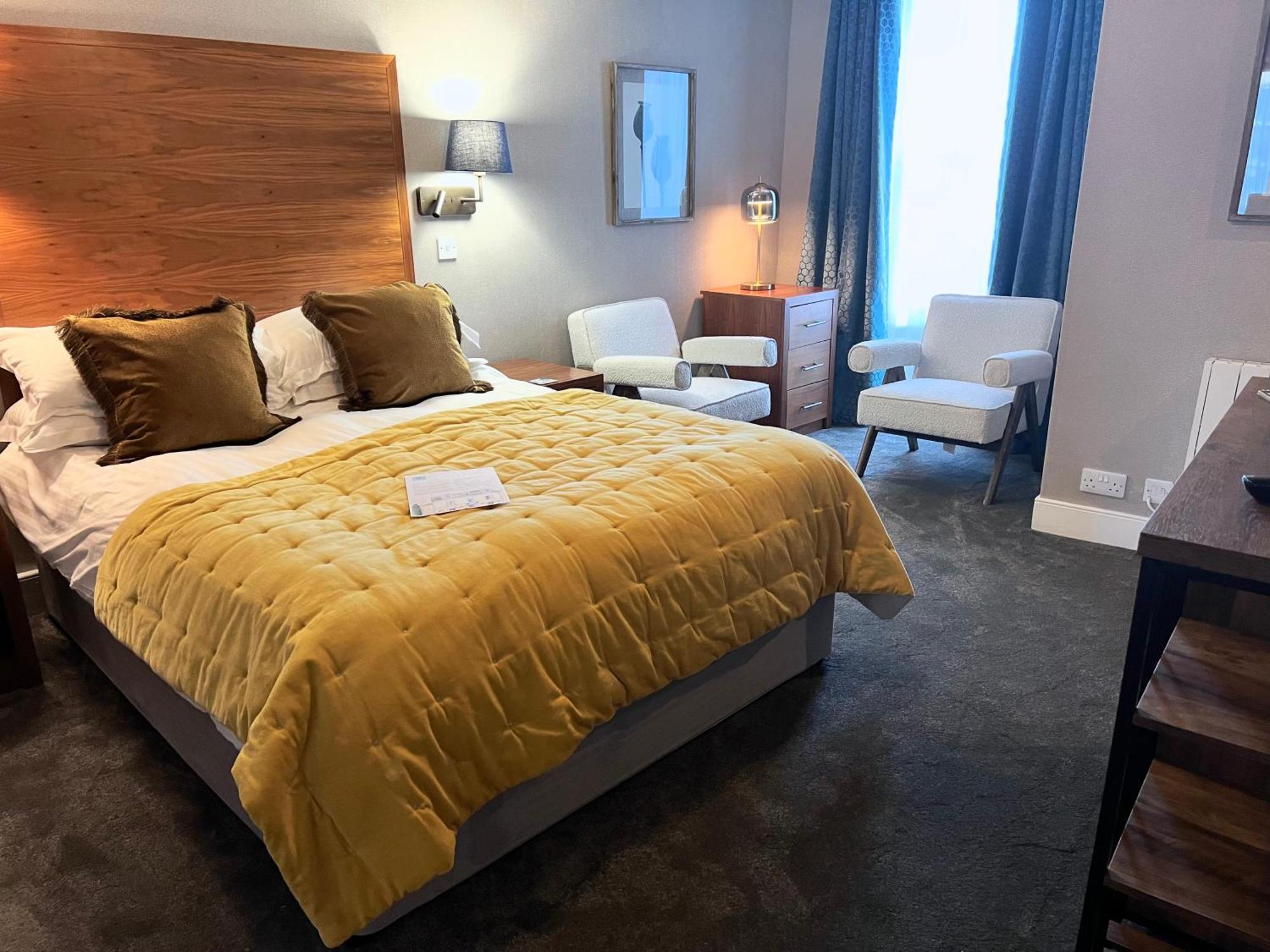 Selkirk Arms Hotel Къркъдбрайт Екстериор снимка